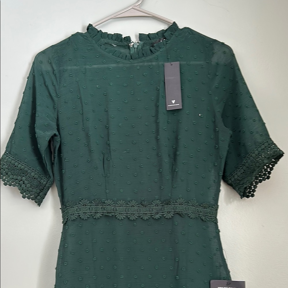 Elegant Green Lace Trim Dress